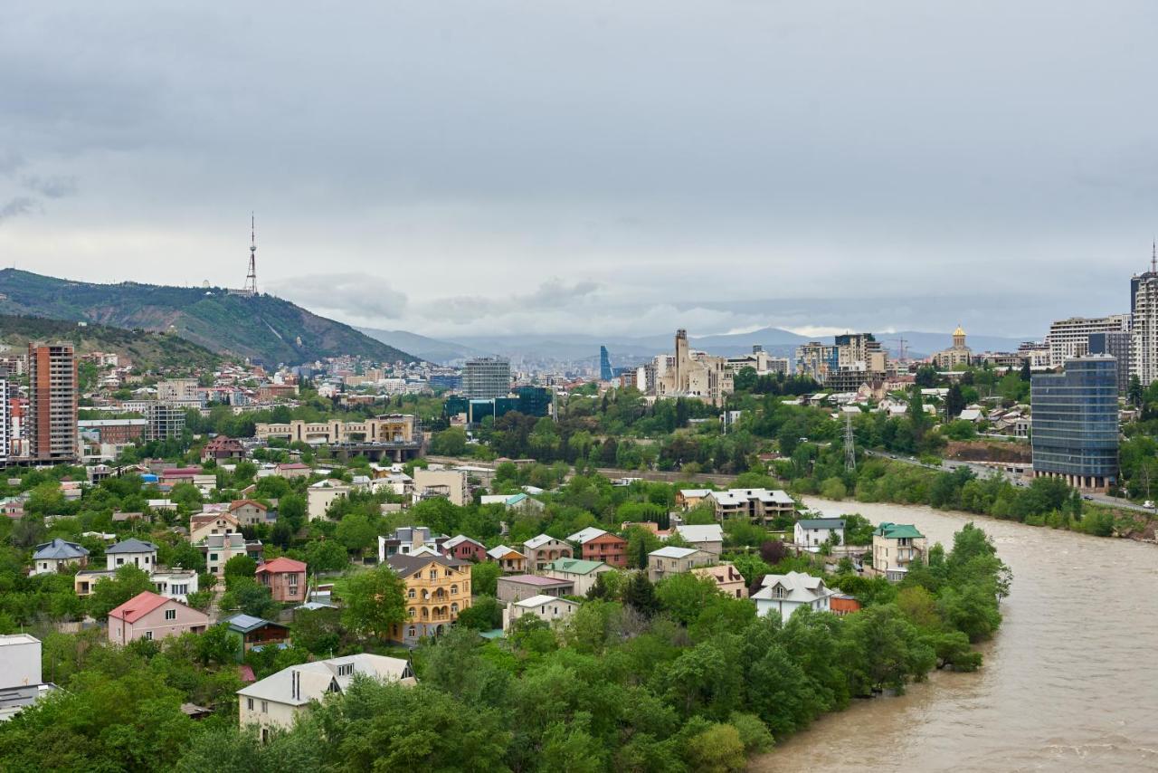 Apartment By The River Tbilisi Exterior photo