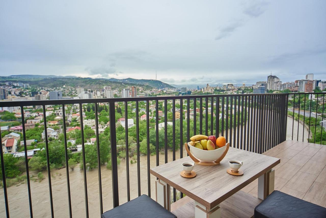 Apartment By The River Tbilisi Exterior photo
